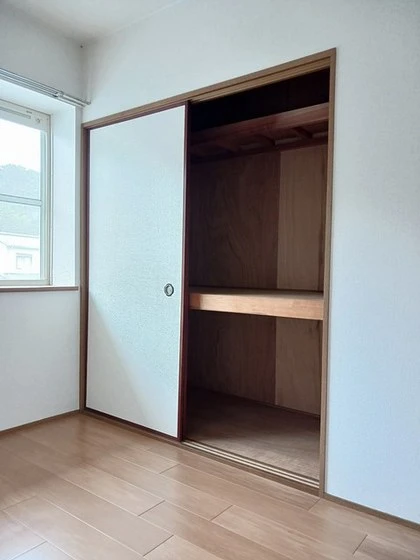 グリンピア古都A