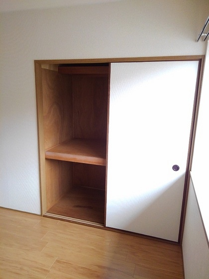 グリンピア古都A