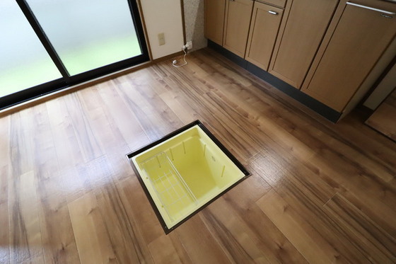 ビューラー福泊 B棟