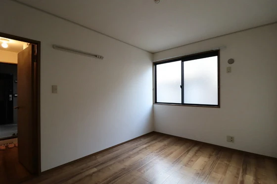 ビューラー福泊 B棟