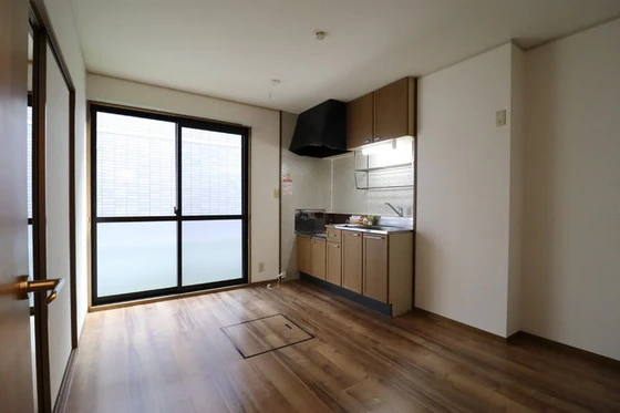 ビューラー福泊 B棟