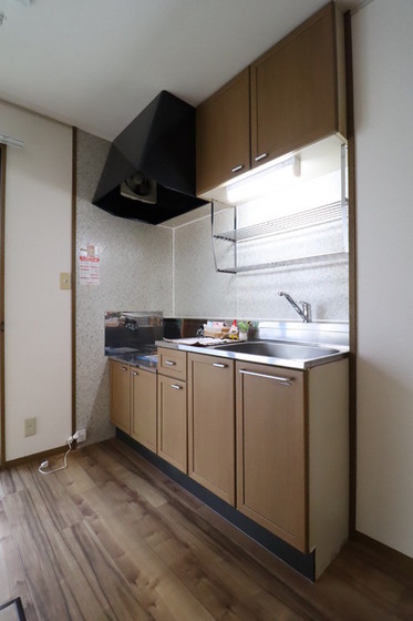 ビューラー福泊 B棟