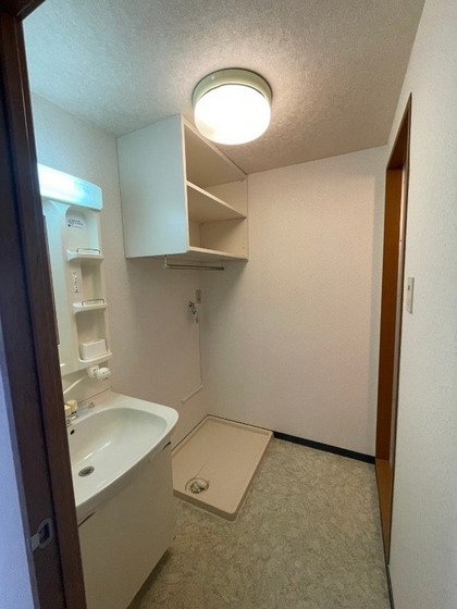 ラソーレ・ウラカミ