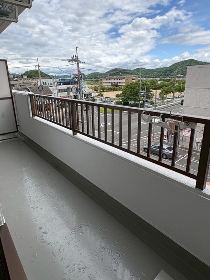 ラソーレ・ウラカミ