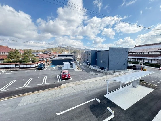 イーストヒルズI