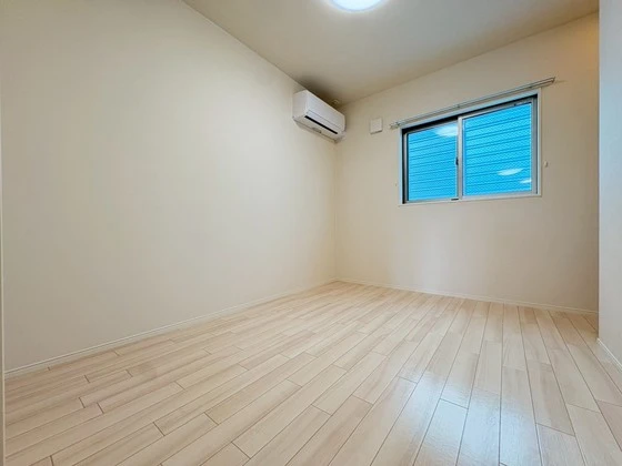 イーストヒルズI