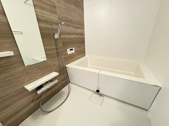 イーストヒルズI