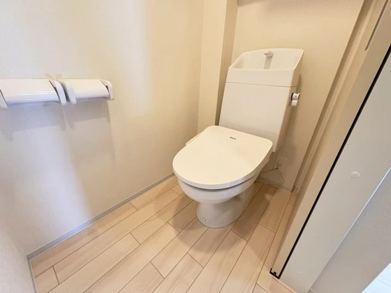 イーストヒルズI