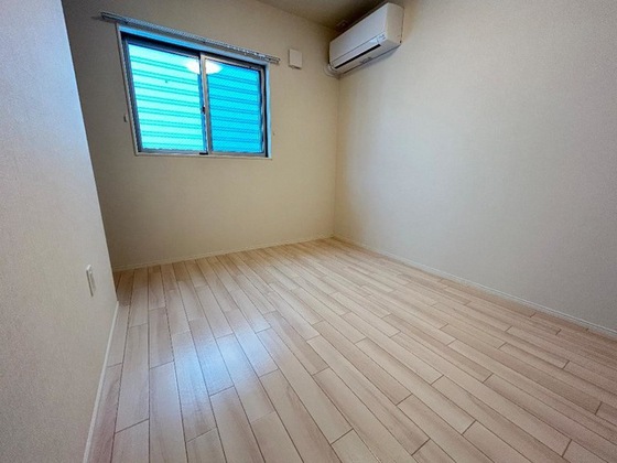 イーストヒルズI