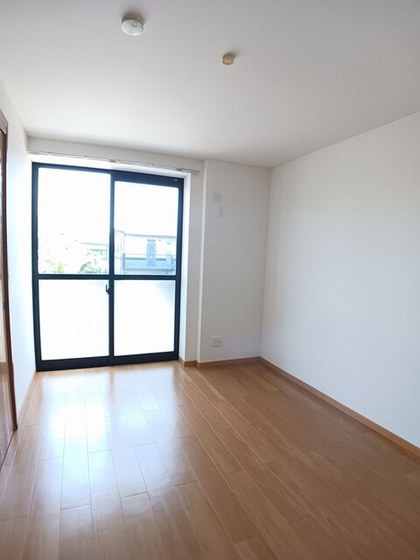 ファミール・ビラB