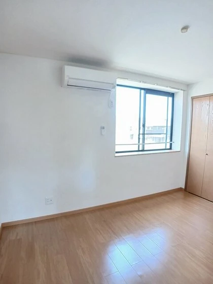 ファミール・ビラB