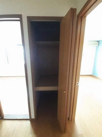 ファミール・ビラB