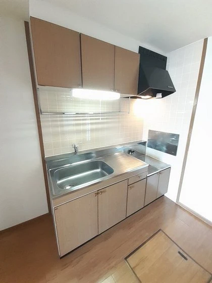 ファミール・ビラB