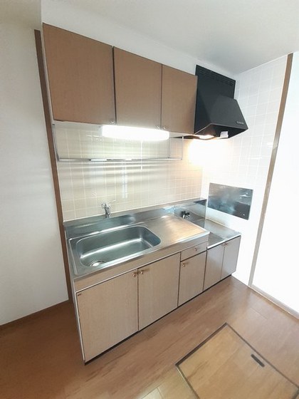 ファミール・ビラB