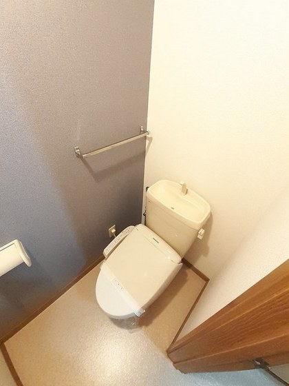 ファミール・ビラB