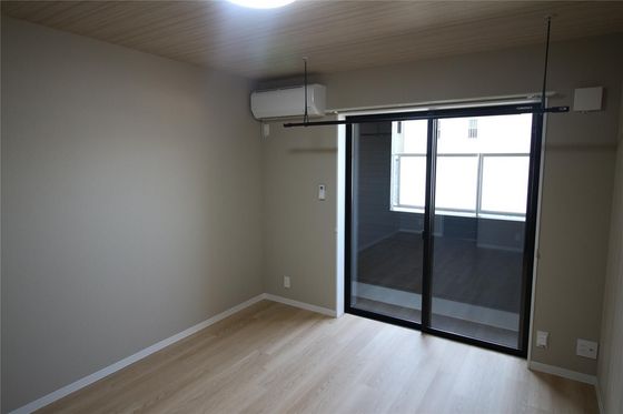 Monolith Bancho(モノリス番町)