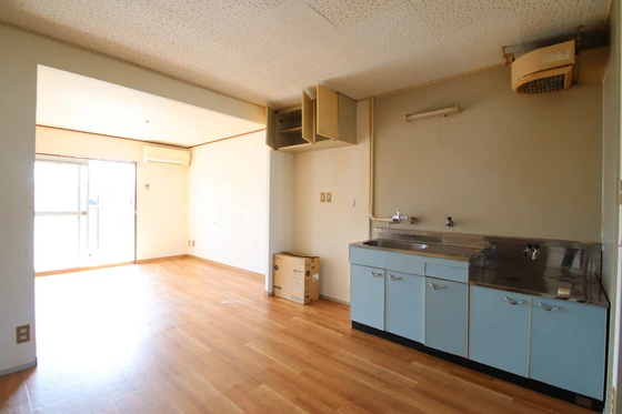 コーポラス高島新屋敷