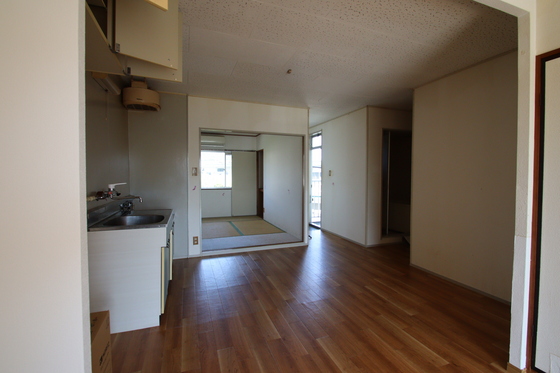 コーポラス高島新屋敷