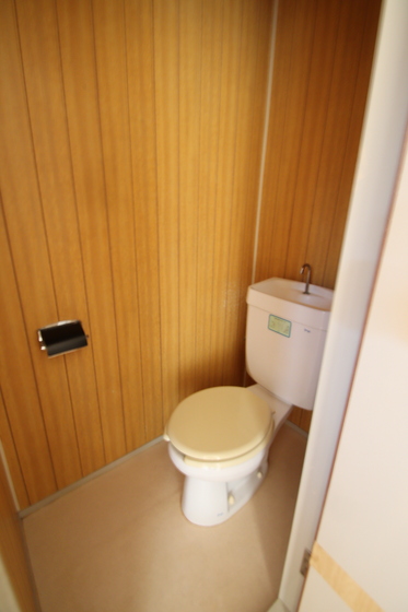 コーポラス高島新屋敷