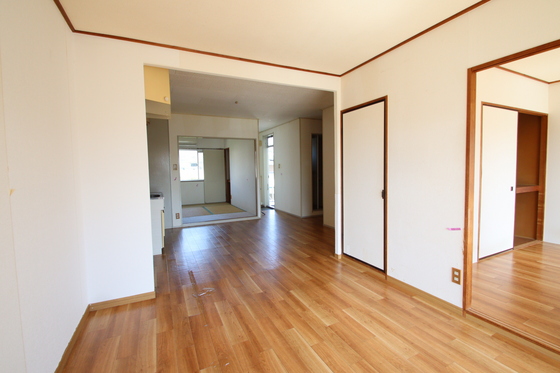 コーポラス高島新屋敷