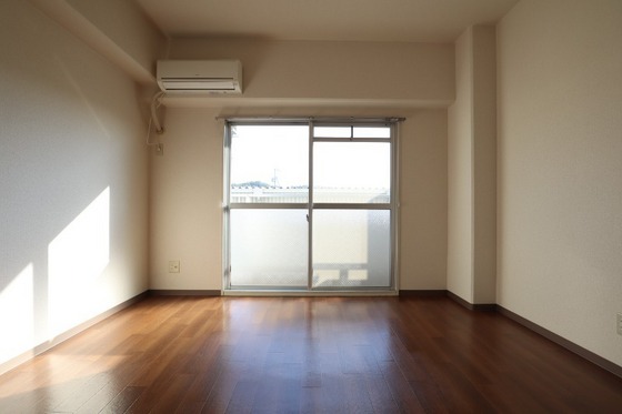 グローリー中庄