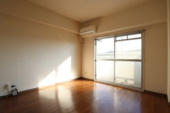 グローリー中庄