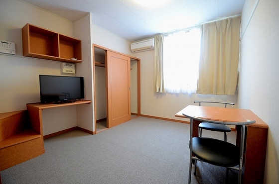 レオパレスシルフィー