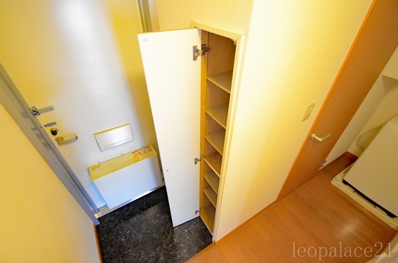 レオパレスシルフィー