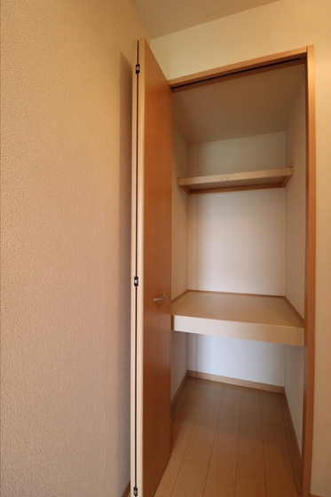 パストラーレ B棟