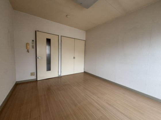 コーポラス医大東