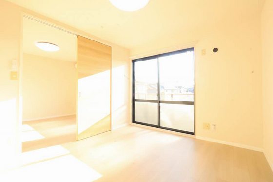 エモーション B棟