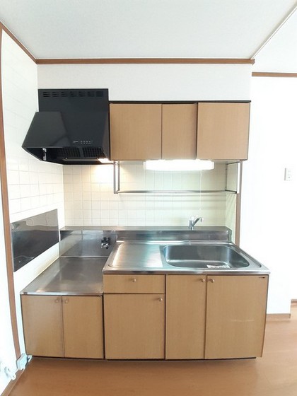 ハイムサンビレッジ D