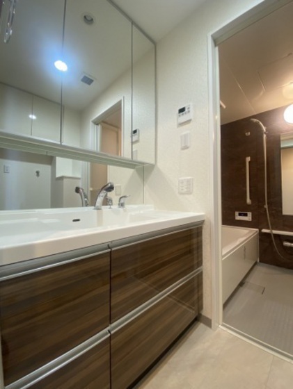 ロイヤルガーデン大元駅北