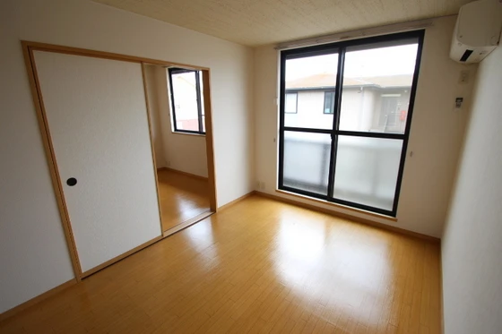 アーバンハイツ中井 B