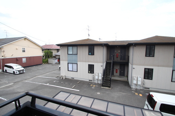 アーバンハイツ中井 B