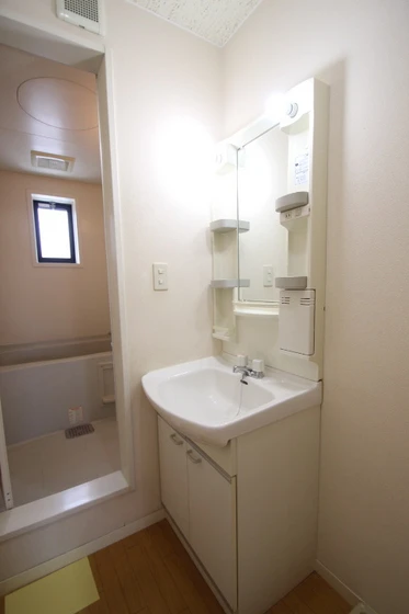 アーバンハイツ中井 B