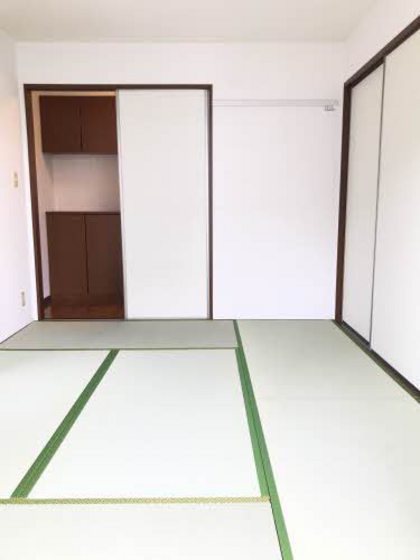 シャイニング テル B棟