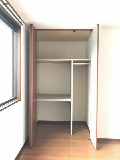 シャイニング テル B棟