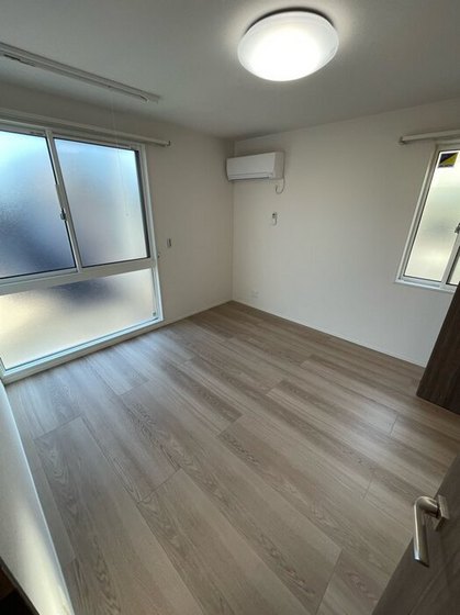 スリール・コート