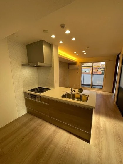 スリール・コート