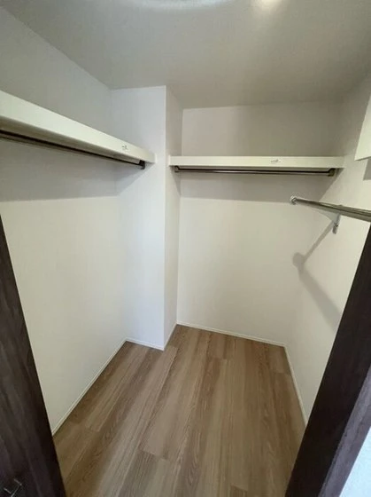 スリール・コート