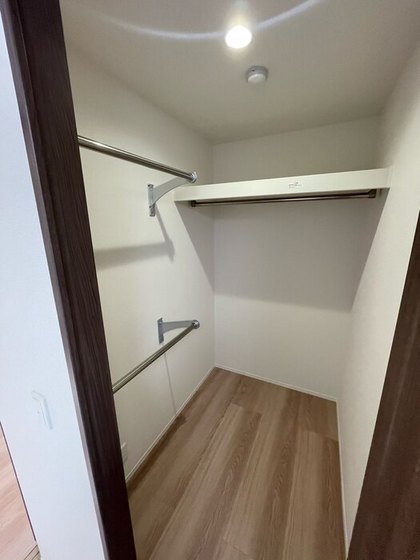 スリール・コート