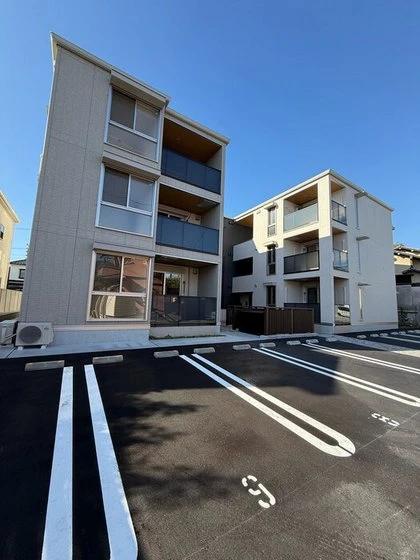 スリール・コート