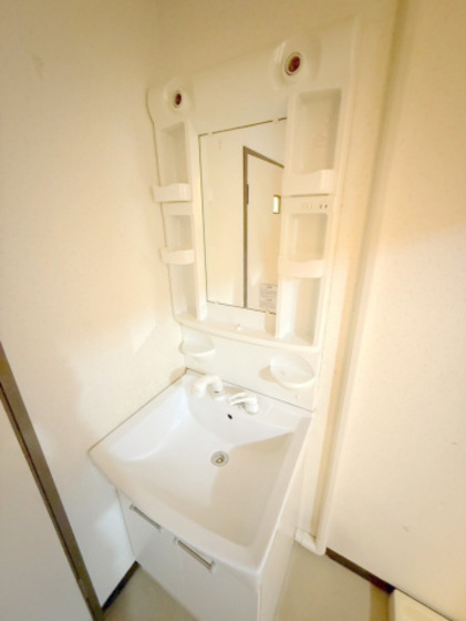 コンビデンス西本