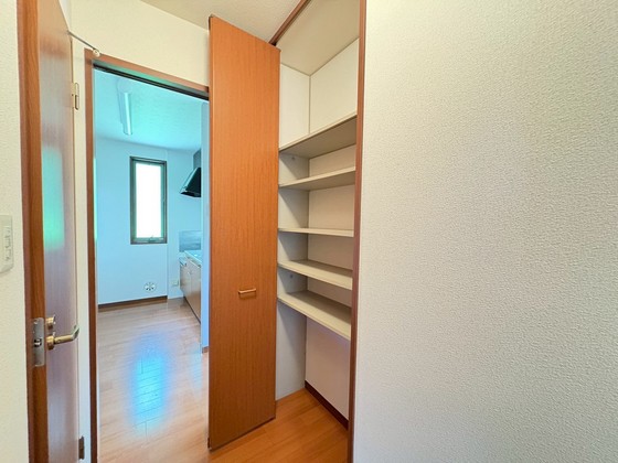 シャーメゾンプレシオン B棟