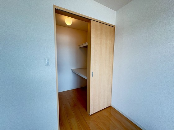 シャルムナイトウ B棟