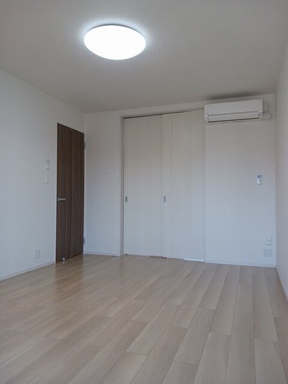 ウィステリア・メドウ