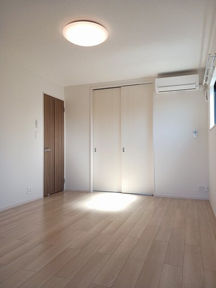 ウィステリア・メドウ