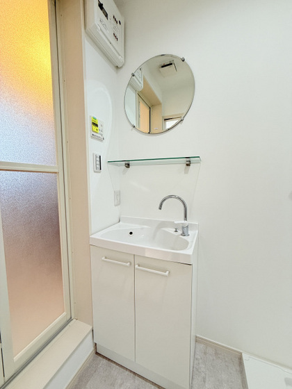 Le Lien助実(ル リアンスケザネ)