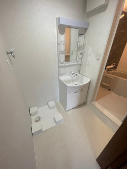 クレスト寺家駅前